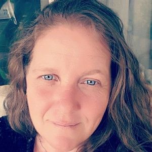 Meet your Posher, Christy